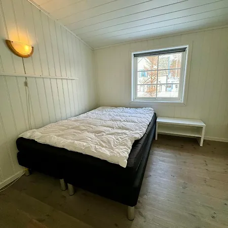 Lofoten Arctic Apartment *